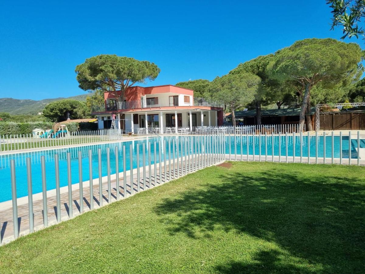 Camping Lacona Pineta Capoliveri Kültér fotó